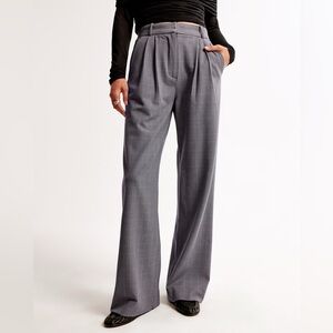 NWOT Abercrombie Sloane Tailored High Rise Wide Leg Pant,Gray Plaid, Size 26 Reg